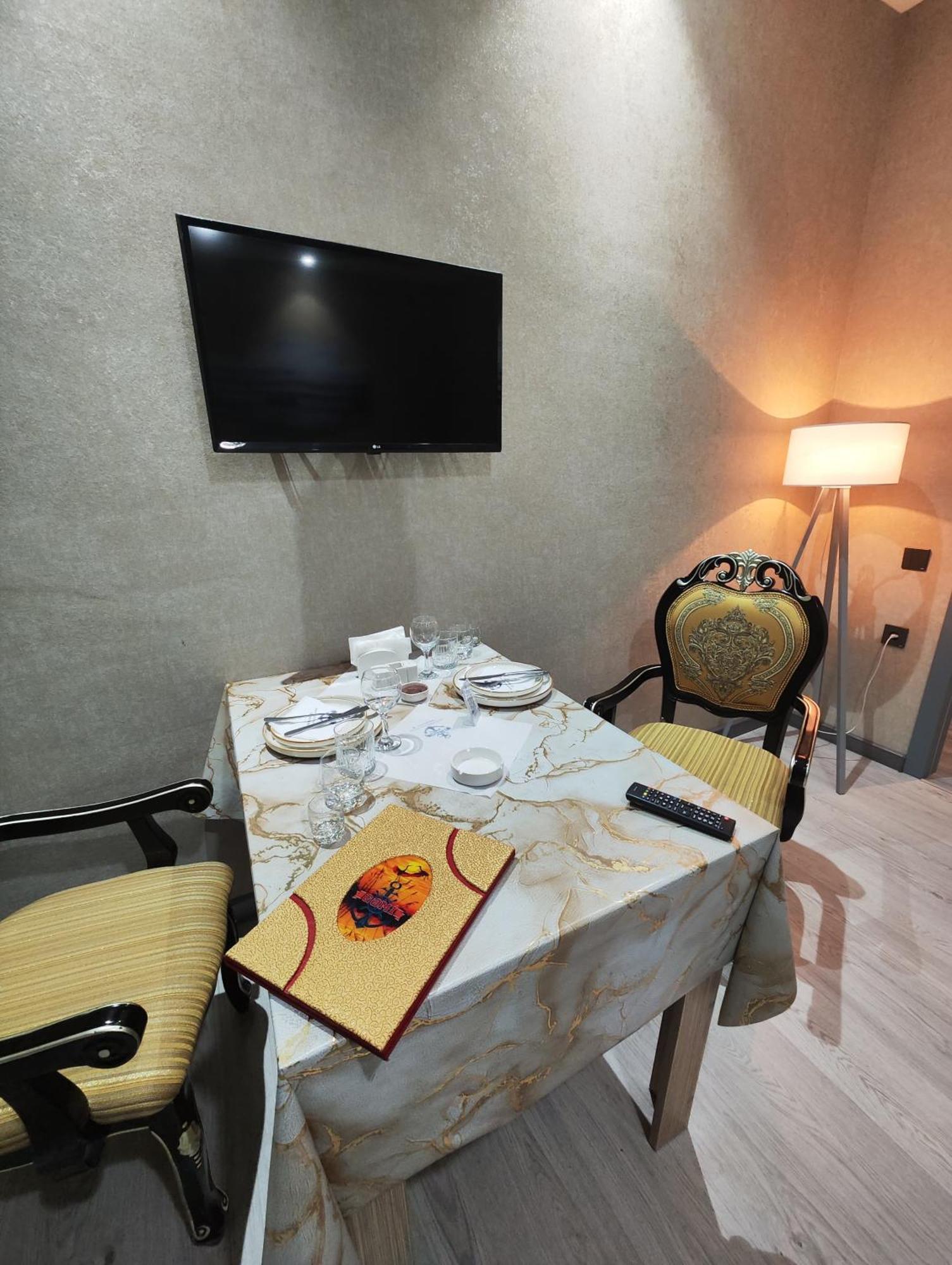 Gemi Hotel Sumqayıt Buitenkant foto